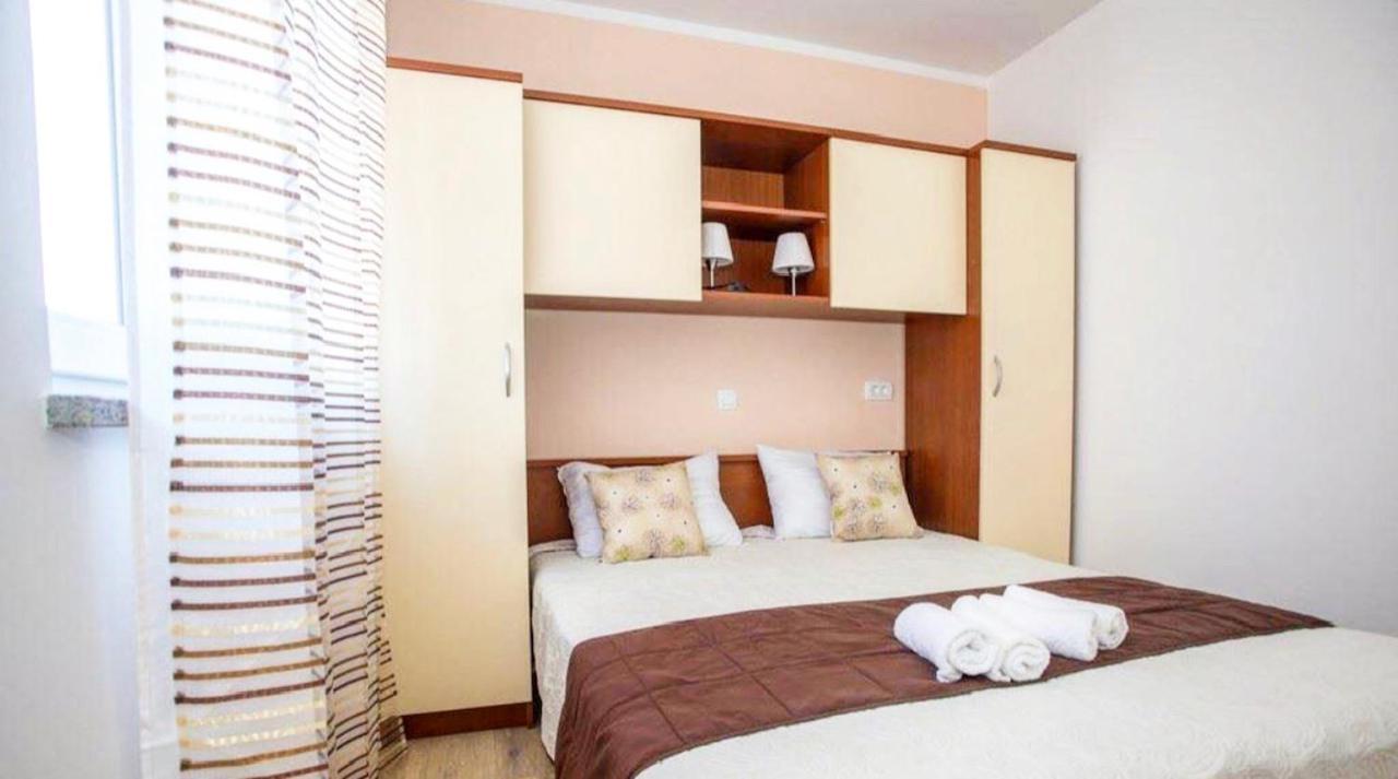 Royal Apartment Pula Dış mekan fotoğraf